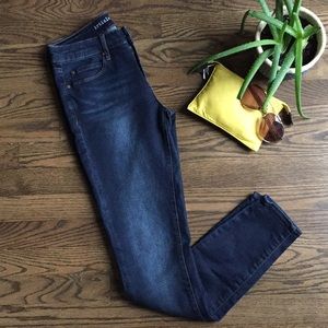Articles of Society skinny blue jeans, size 26